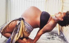 A Pregnant Woman Performs a Mind-Blowing Yoga Move