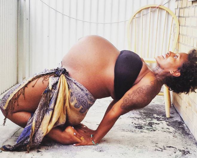 A Pregnant Woman Performs a Mind-Blowing Yoga Move