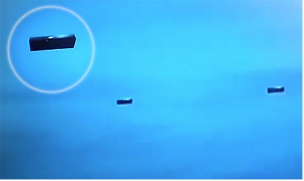 Two Strange UFOs Were Recorded In High Definition By N.A.S.A Cam