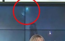 A live TV Broadcast Features The Appearance Of Two UFOs