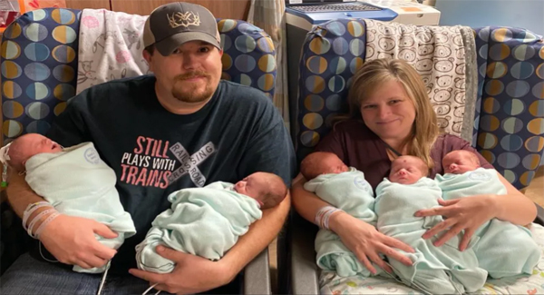 The Couple With Twin Boys Who Wanted To Try For A Girl Welcome Quintuplets